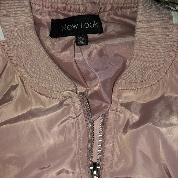 Wind jacket - Picture 3 of 3